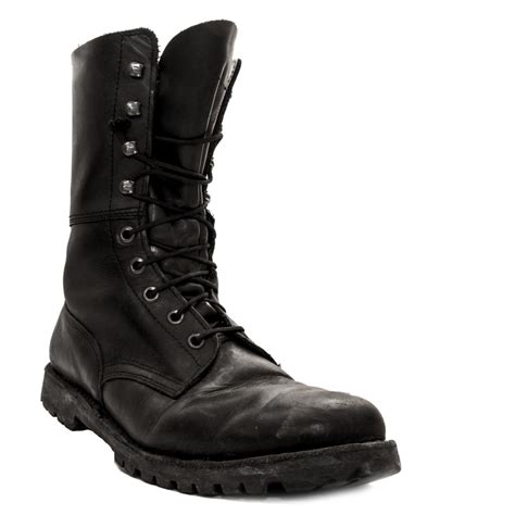 Jan 21, 2020 The Bates Men&39;s 8-inch Dura shock is another great pair of winter combat boot made in the USA. . Best military surplus boots